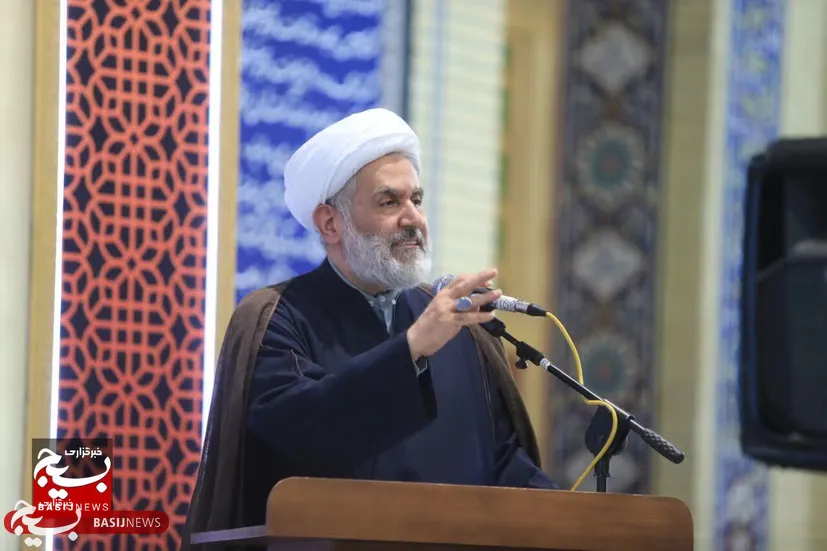 حجت‌الاسلام والمسلمین طائب: رهبر شهید انقلاب حقیقتاً یک آبادگر مسجد بود