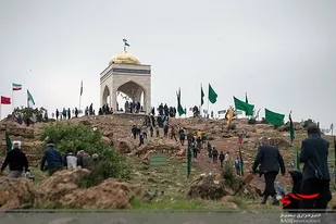 مداحی حاج صادق آهنگران در افتتاحیه راهیان نور ۱۴۰۱