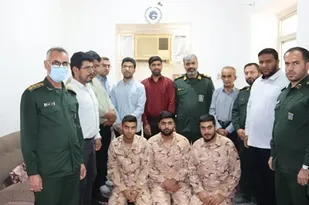 سرکشی از خانواده معزز شهدا به مناسبت هفته دفاع مقدس دربستک