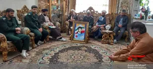 دیدار فرمانده سپاه امام حسن(ع) قزوین و هیأت همراه با خانواده شهدای روحانی قزوین