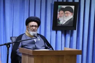 انتقاد نماینده ولی فقیه در آذربایجان شرقی از برگزاری جلسات در وقت اداری