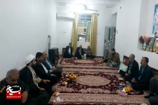 دیدار مسولین تنگستان با خانواده سردار شهید تهمتن