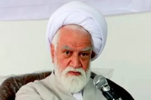 فتنه امروز دشمن خالی کردن مساجد از جوانان است
