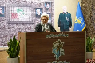 خداوند اول انسان را خلق کرد سپس بیان را به آن عنایت کرد / زبان ملاک ارزشگذاری انسان است