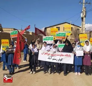 همایش بزرگ ۹دی در در مدارس میانکوه