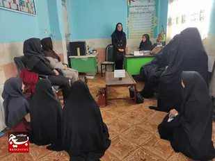 برگزاری نشست&zwnj;های پیشگیری از آسیب&zwnj;های اجتماعی در پایگاه&zwnj;های حوزه مقاومت بسیج حضرت آسیه(س) میرجاوه
