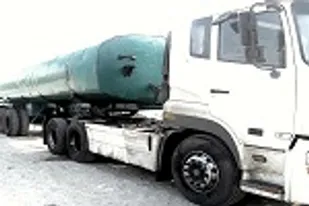 کشف ۳۰ هزار لیتر قیر قاچاق در زاهدان