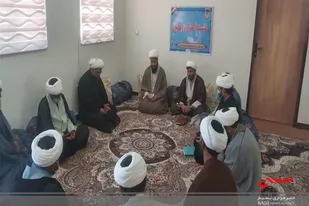 نشست علما و روحانیون درشهرستان نیکشهر برگزار شد