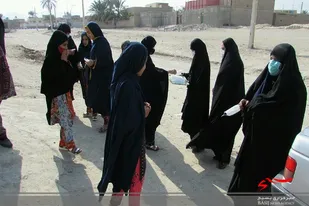 توزیع ۲۰۰ عدد ماسک در بین نیازمندان سراوان