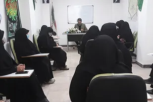 نشست آگاهی بخشی و مراسم سالگرد شهادت سردار دل ها برگزار شد