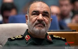 توانستیم موازنه جنگ را معکوس کنیم/ آمریکا از درون پوسیده و در بیرون منزوی است