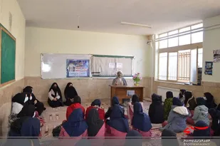 مکتب حاج قاسم بهترین بستر برای پرورش جوانان است