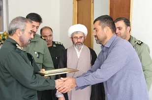 دیدار با خانواده شهدا در شهر گهرو