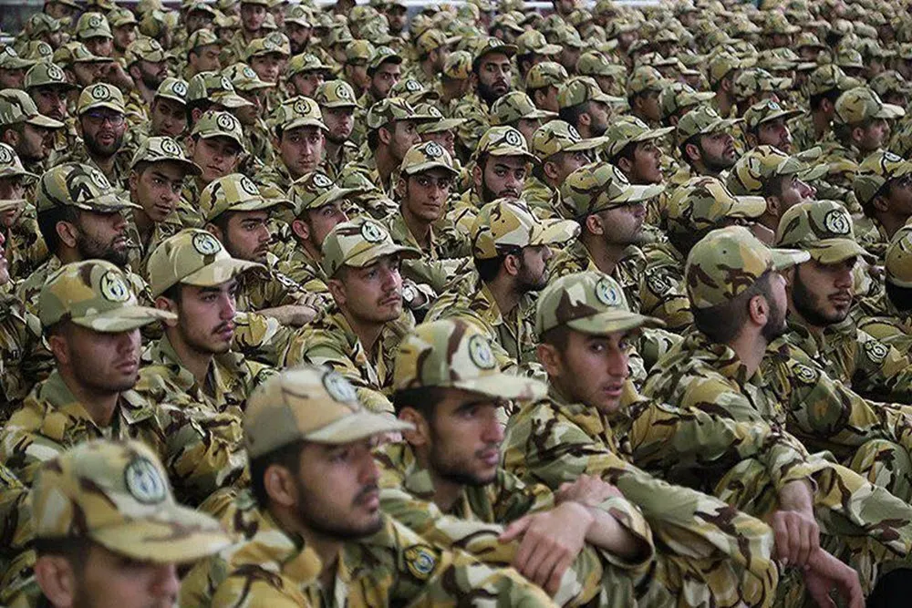 سربازان