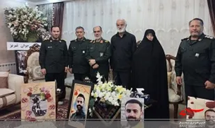 ابلاغ سلام فرمانده کل سپاه پاسداران به خانواده شهید &laquo;اجاقی&raquo;