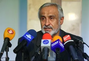 مردم زیر چرخ&zwnj;های بی&zwnj;تدبیری در حال له&zwnj;شدن هستند