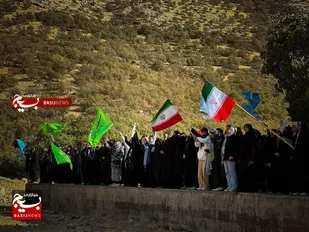 روایت تصویری از حضور کاروان راهیان نور دانشجویی در یادمان شهدای دزلی &ndash; والفجر۶، غرب کشور
