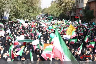 تجمع بزرگ طنین وحدت با حضور بانوان و دختران قزوین برگزار شد