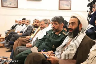 نشست فرماندهان پایگاه&zwnj;های مقاومت بسیج خمینی&zwnj;شهر با نماینده شهرستان خمینی شهر