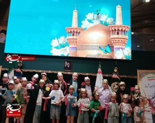 تجلیل از خانواده&zwnj;های شهدای صندوق ذخیره بسیجیان با حضور سه خانواده شهید گیلانی در مشهد مقدس
