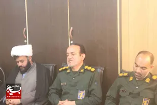 دیدار فرمانده و مسئول دفترنمایندگی ولی&zwnj;فقیه درسپاه امام رضا(ع)شهرستان دشتی با فرماندهی انتظامی شهرستان