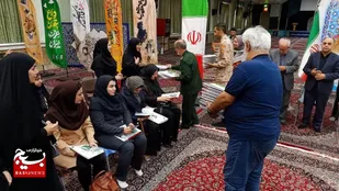 نشست صمیمی فرمانده سپاه عاشورا با خبرنگاران