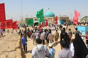 تحویل سال در جوار شهدا