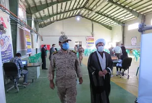 بازدید جانشین سپاه سردشت از مرکز واکسیناسیون این شهرستان