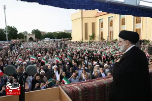 حضور رئیس جمهور در جمع مردم تبریز