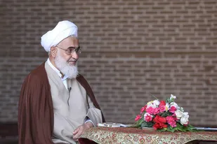 ترامپ توپ مذاکرات را به زمین اروپایی&zwnj;ها انداخته است/ آرمان امام حسین(ع) امروز نیز بهترین راه و مسیر برای هدایت بشر است