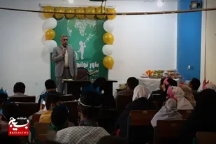مراسم تجلیل از دانش آموزان و معلمان مدرسه استثنایی مهر خورموج