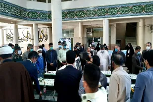 مزار شهدا شهرستان چابهار غبار روبی شد