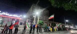 اهتزاز پرچم&zwnj;های وفاداری در لالی