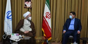 هلال&zwnj;احمر در تهیه دارو های کمیاب به کمک مردم بیاید