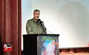 زن در فرهنگ اسلام آیینه جلال و جمال انسانی است