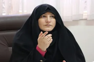 زن در نگاه امام خمینی(ره) رهبر نهضت معرفی شد