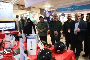 بازدید معاون هماهنگ&zwnj;کننده و معاون اجرایی سازمان بسیج مستضعفین به همراه مسئول بسیج جامعه زنان از نمایشگاه تجهیزات رده&zwnj;های بسیج