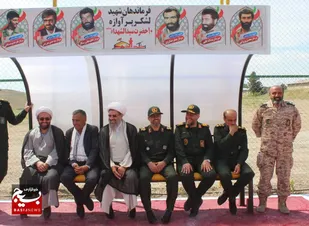 زمین چمن مصنوعی لشکر ۱۰ حضرت سید الشهدا(ع) افتتاح شد