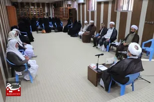 دیدار نماينده مقام معظم رهبری در سیستان و بلوچستان با دانش&zwnj;پژوهان موسسه علوم اسلامی ایرانشهر