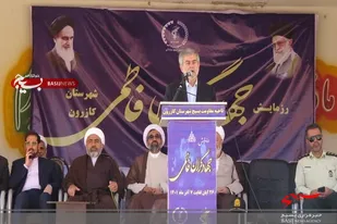 کشور را با روحیه بسیجی و جهادی ساخته و مشکلات را روز به روز حل می کنیم