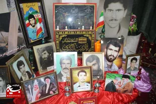 برپایی نمایشگاه عکس و وصایای شهدا در شهرک بهرام شوش