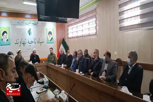 نشست صمیمی مسئول نمایندگی ولی فقیه در سپاه انصارالحسین (ع) با بسیج پیشکسوتان نهاوند