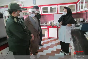 بازدید مسئولین سپاه کاشمر از کارخانه روغن نگین طلایی