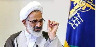 جریان استکبار به همان میزان که دنبال ترویج  عفت زدایی است؛ به دنبال غیرت زدایی هم است/روی غیرت دینی مردان هم تکیه کنید/
نسبت به خانواده خودتان غیرت دینی داشته باشید