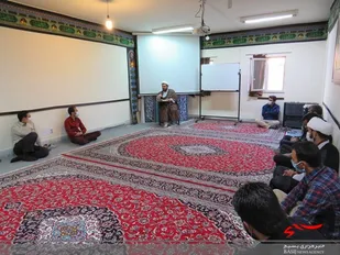 برگزاری تفسیر زیارت عاشورا در ناحیه دانشجویی