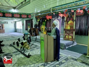 نصب شعار &laquo;مثلی لا یبایع مثله&raquo; در موکب&zwnj;ها