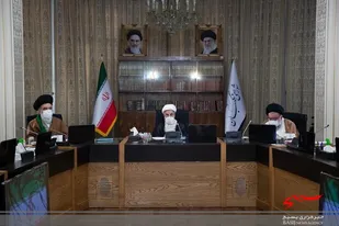 مردم پای ارزش&zwnj;های انقلاب ایستاده&zwnj;اند