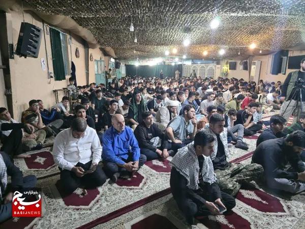 تصاویر بازدید از قدمگاه مقدس رزمندگان اسلام