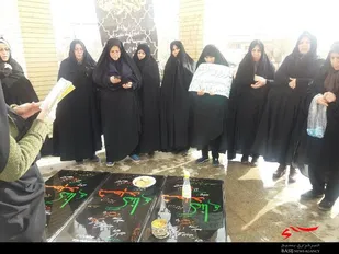 میهمانی لاله&zwnj;های گمنام در گلزار شهدای بهار