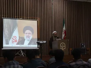 خستگی&zwnj;ناپذیری&zwnj; و&zwnj; مردمی&zwnj; بودن&zwnj; دو&zwnj; ویژگی&zwnj; برجسته&zwnj; و&zwnj; مهم&zwnj; رئیس&zwnj; جمهور&zwnj; فقید بود/ شهید رئیسی در خدمت چیزی کم نگذاشت